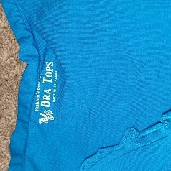 3 shirts size medium - Picture 6 of 10